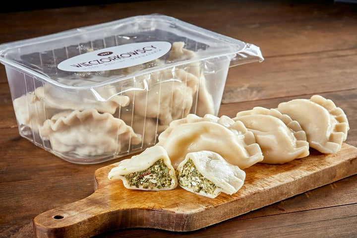 PIEROGI ZE SZPINAKIEM I SUSZONYM POMIDOREM 500g