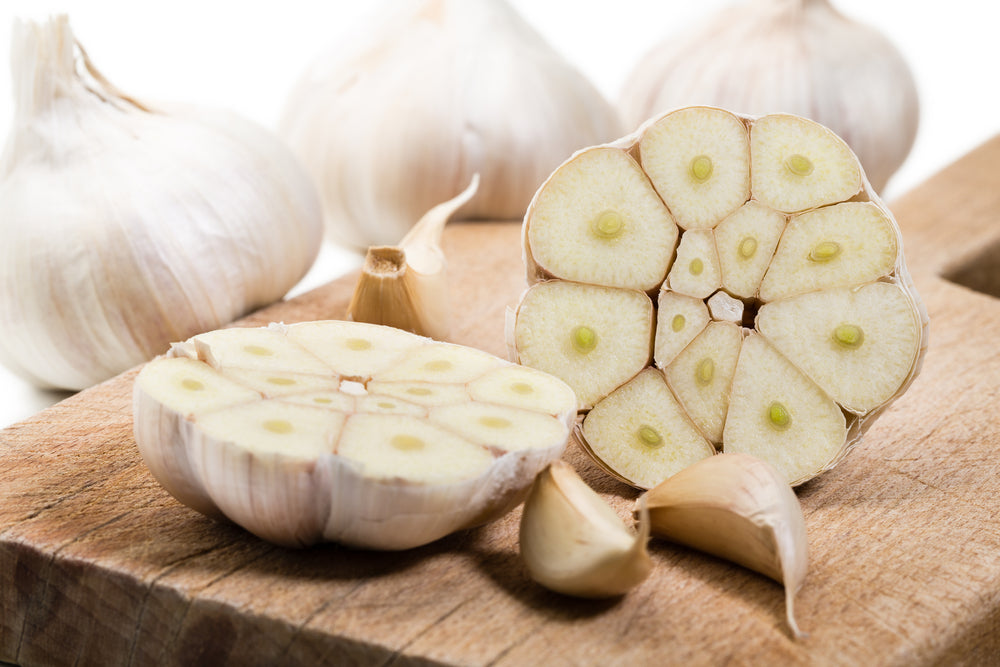 Czosnek: Niezastąpiony Składnik Ożywiający Smak Potraw