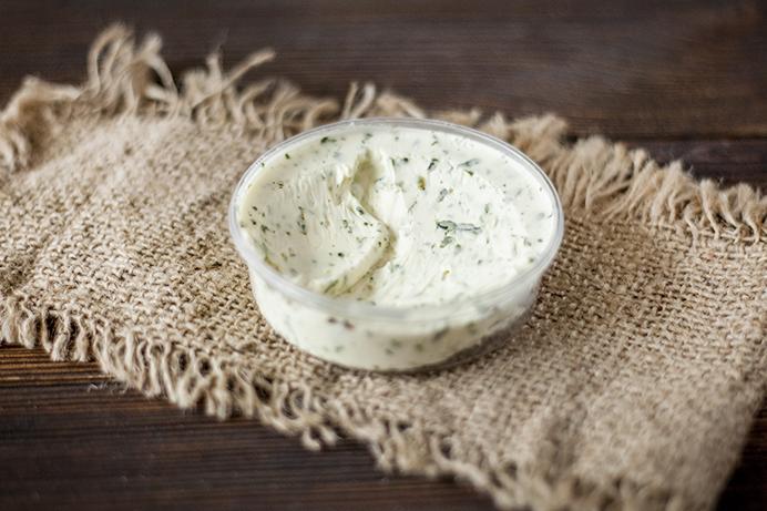 Masełko krowie z czosnkiem niedźwiedzim 100 g